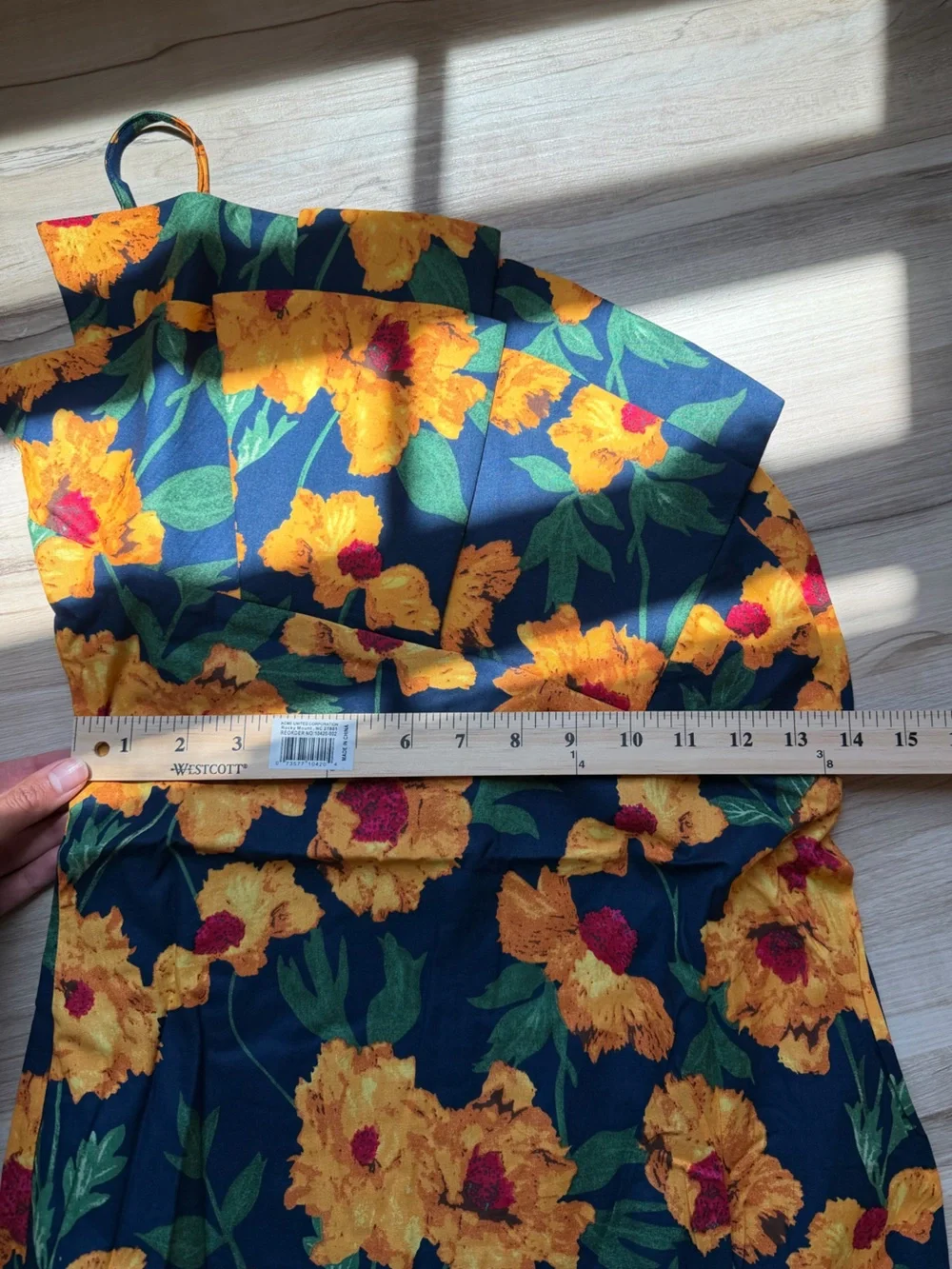 NWT Hyacinth House Margot Dress Floral Structured Chest Midi Navy Yellow Size S